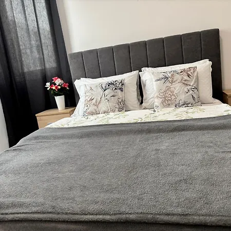 Casa Rosa By Vistay Residences - София