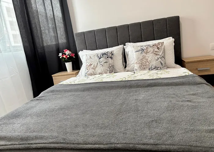 Casa Rosa By Vistay Residences Sofia - With Free Secured Parking Sofya